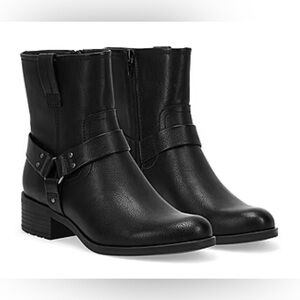 NEW IN BOX Frye and Co. Women’s Elodie Combat Boot